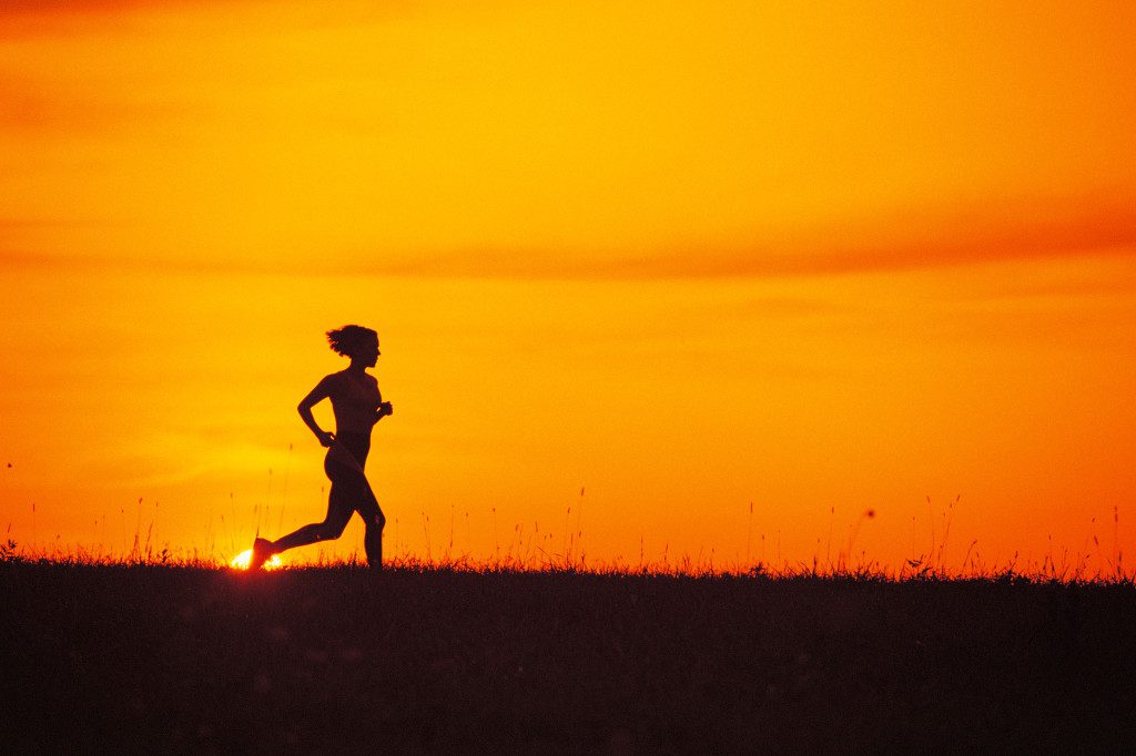 Morning vs. evening runs: which are better? - Canadian Running