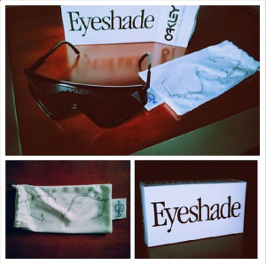 The new/old Oakley Eyeshade come in a nifty pouch and retro box.
