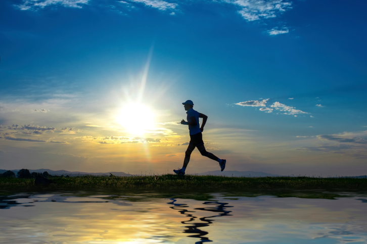 Running longer seems to reduce risk of injury.