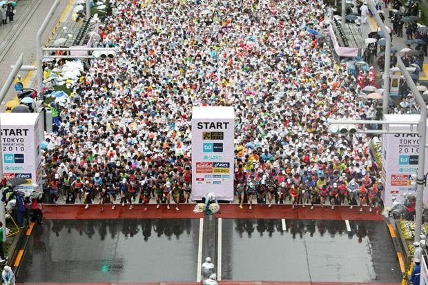 Start of the 2010 Tokyo Marathon.