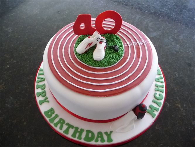 Running-themed cakes that take the cake