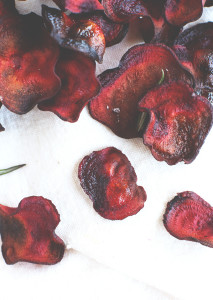 Easy-Baked-Rosemary-Beet-Chips-Fast-healthy-and-SO-simple.-vegan-glutenfree