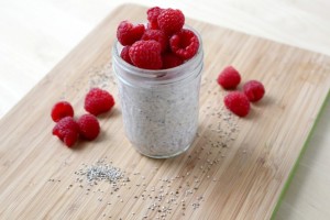 homemade-raspberry-overnight-oats-with-chia-seeds-so-healthy-and-great-for-digestion-by-homemade-nutrition-www-homemadenutrition-com