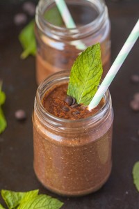 healthy-peppermint-patty-smoothie-2