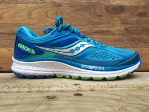saucony running shoes guide 10