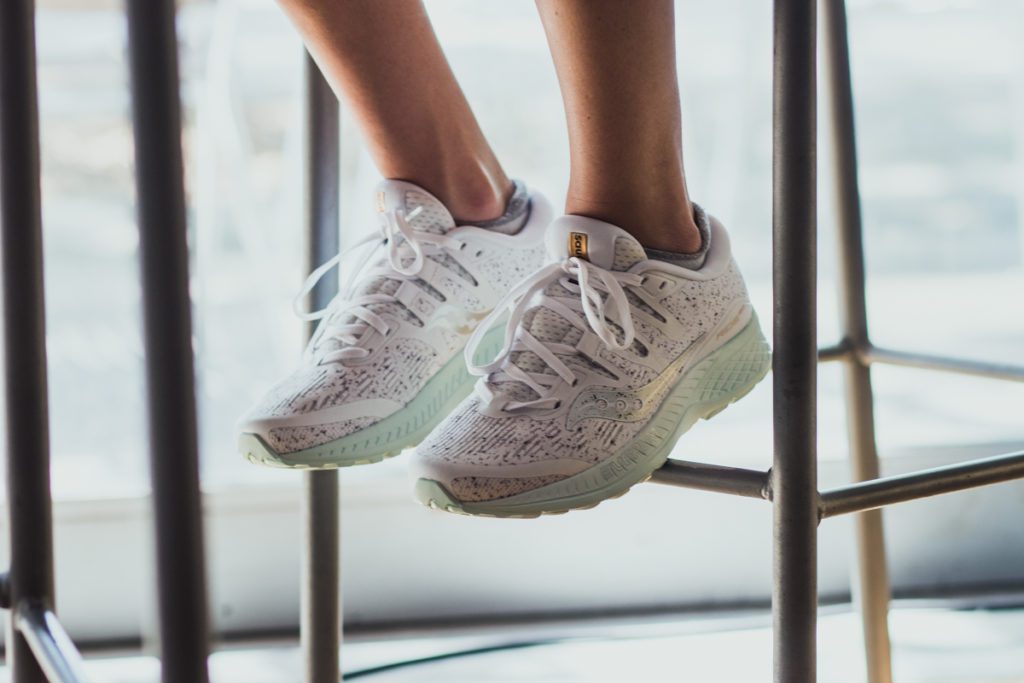 Shoe Review: Saucony White Noise 