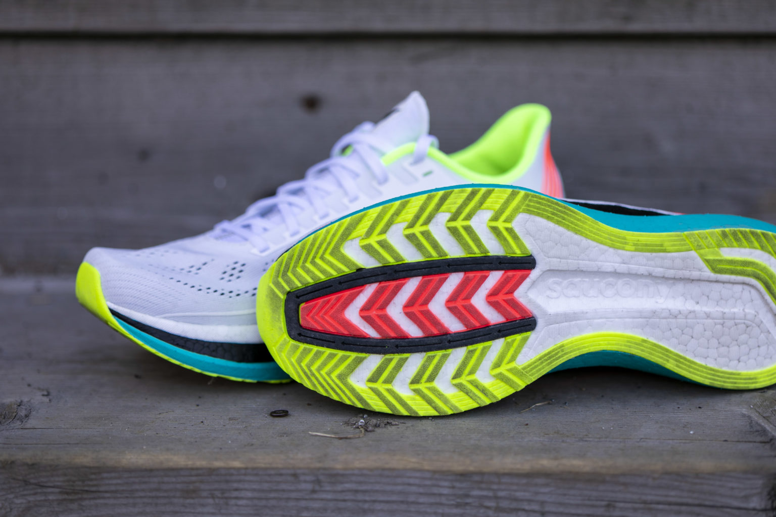 SHOE REVIEW: Saucony Endorphin Pro - Canadian Running Magazine