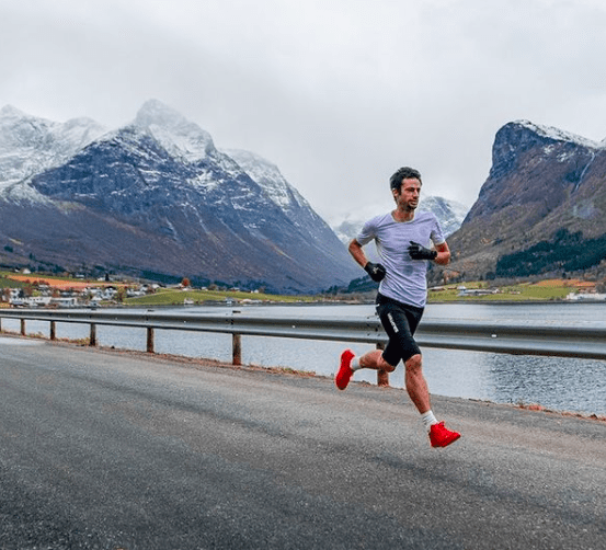 Kilian Jornet drops out of 24-hour world after 11 hours - Canadian Running Magazine