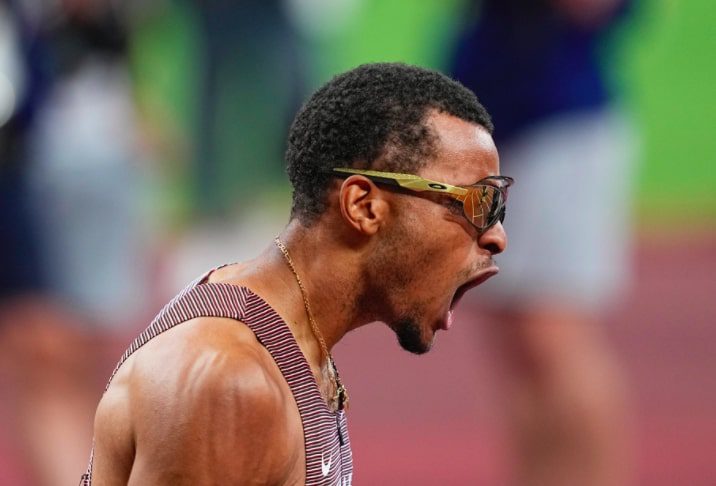 Andre De Grasse's cool shades match his gold medal - Canadian Running  Magazine