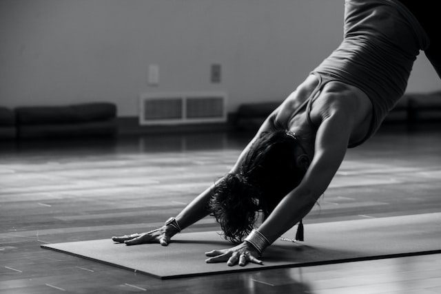 Three yoga poses that runners should try tonight