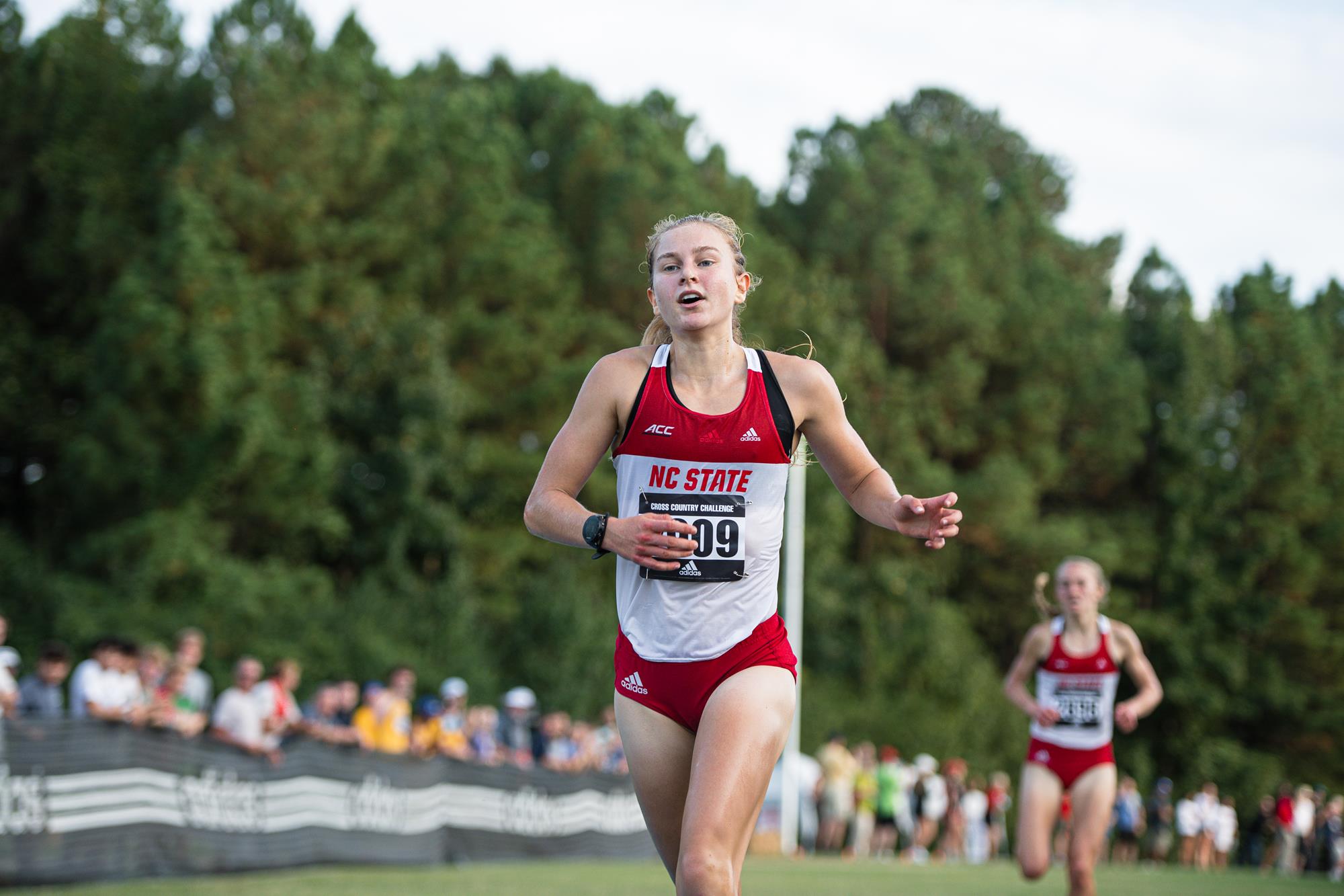 U.S. phenom Katelyn Tuohy continues to dominate in NCAA Canadian