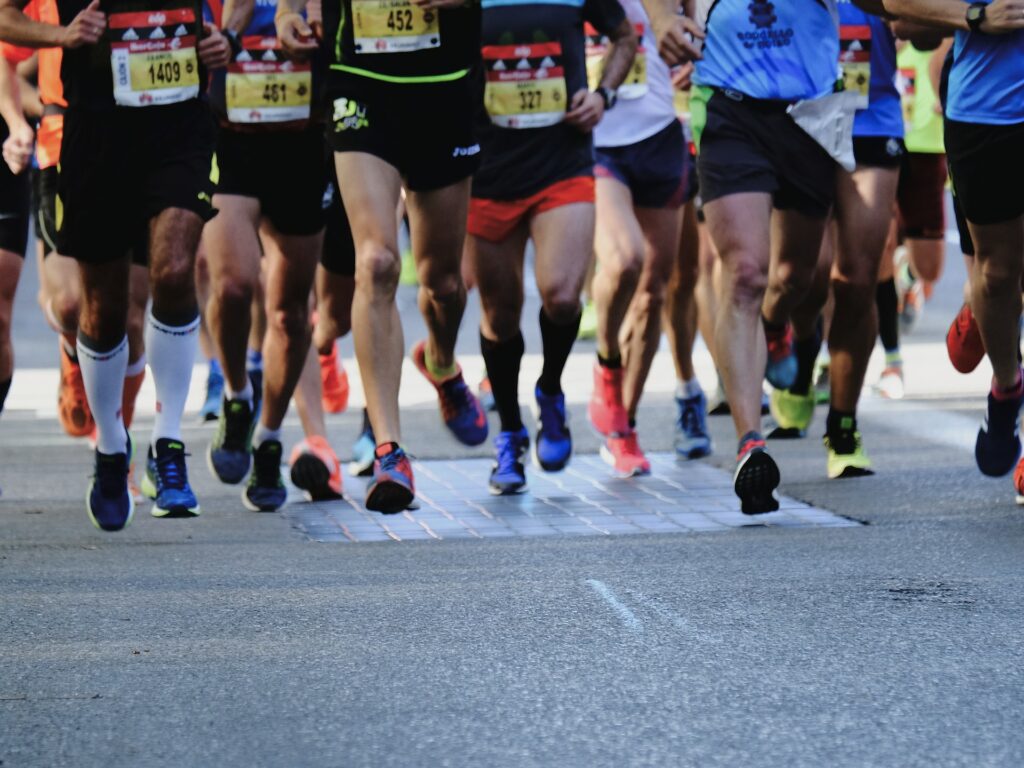 runners at race start