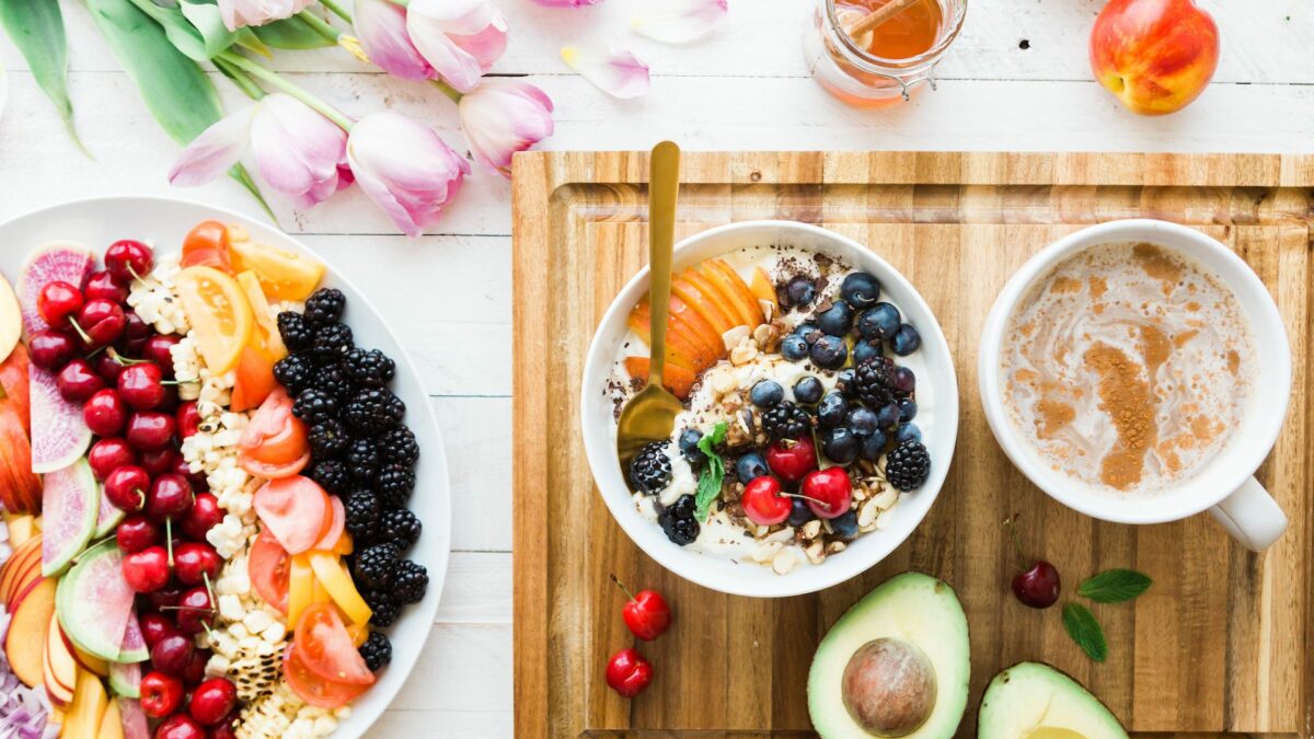 breakfast food oatmeal and fruit